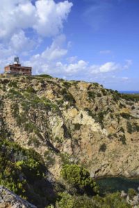 il-faro-di-capo-spartivento-a-chia